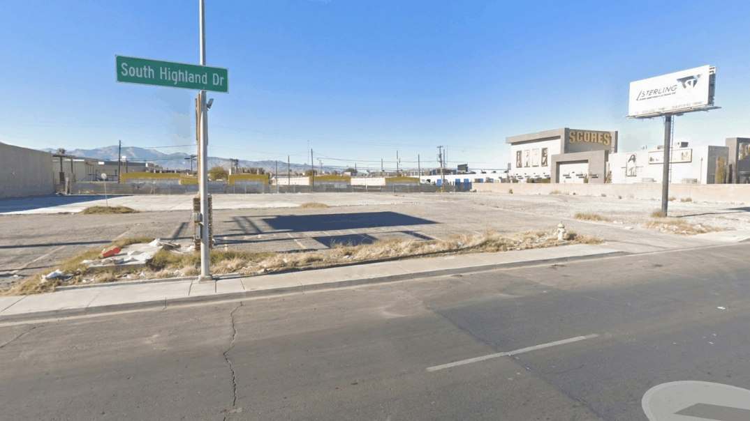 Fatal Vehicle-Semi Crash on South Highland Drive Claims Passenger’s Life: Legal Options in Nevada